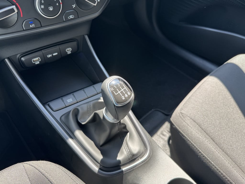 Hyundai I 20 1.0 t-gdi comfort | direct leverbaar | navigatie | camera | ac