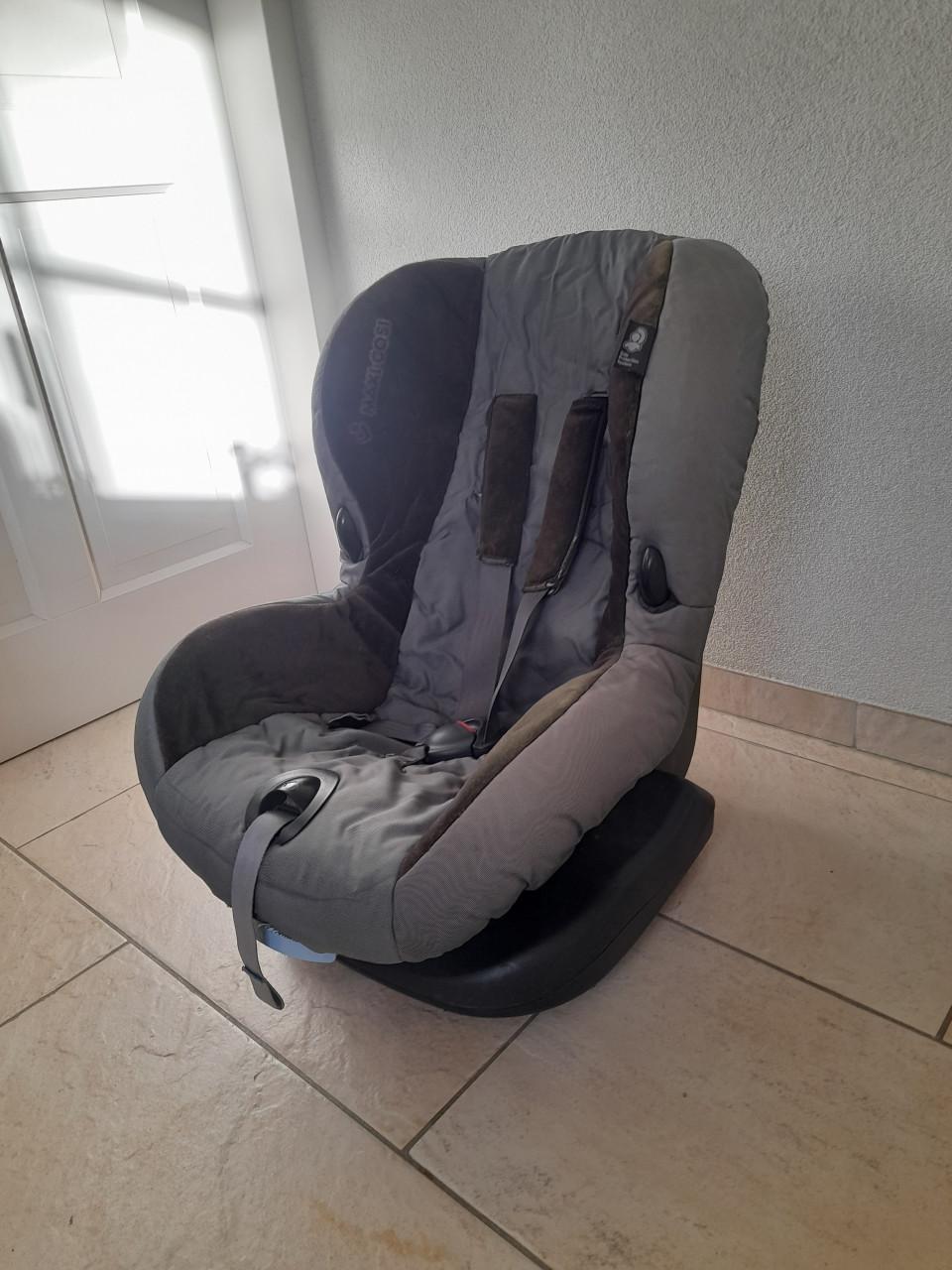 Maxi cosi autostoel 9/18 kg (in goede staat )