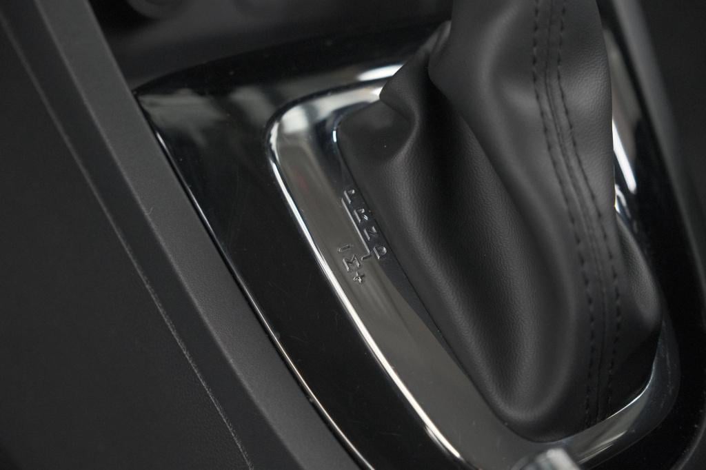 Renault Captur tce 120 edc dynamique | trekhaak | camera | navigatie | clim