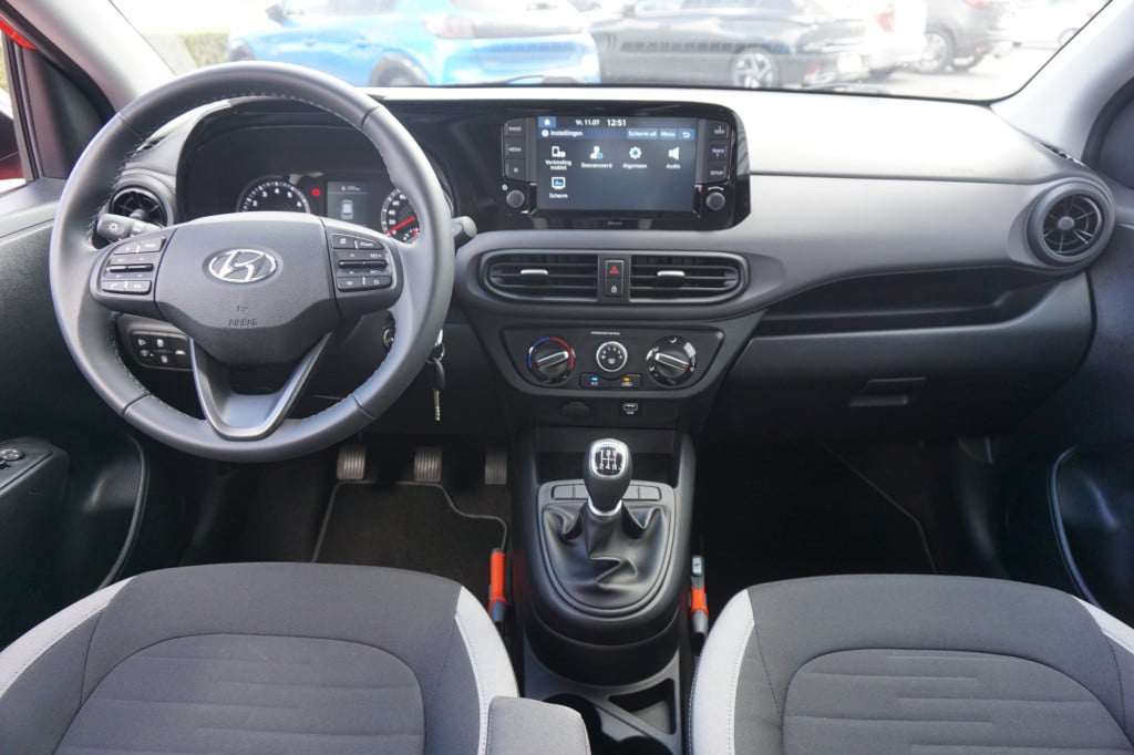 Hyundai I 10 1.0 comfort airco / cruise / carplay / lane ass. / elektr. ram