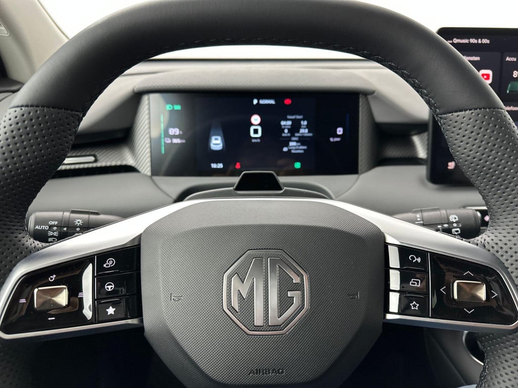 MG 5 mgs5 luxury 64 kwh | nu te bestellen / bezichtigen! | full option voor