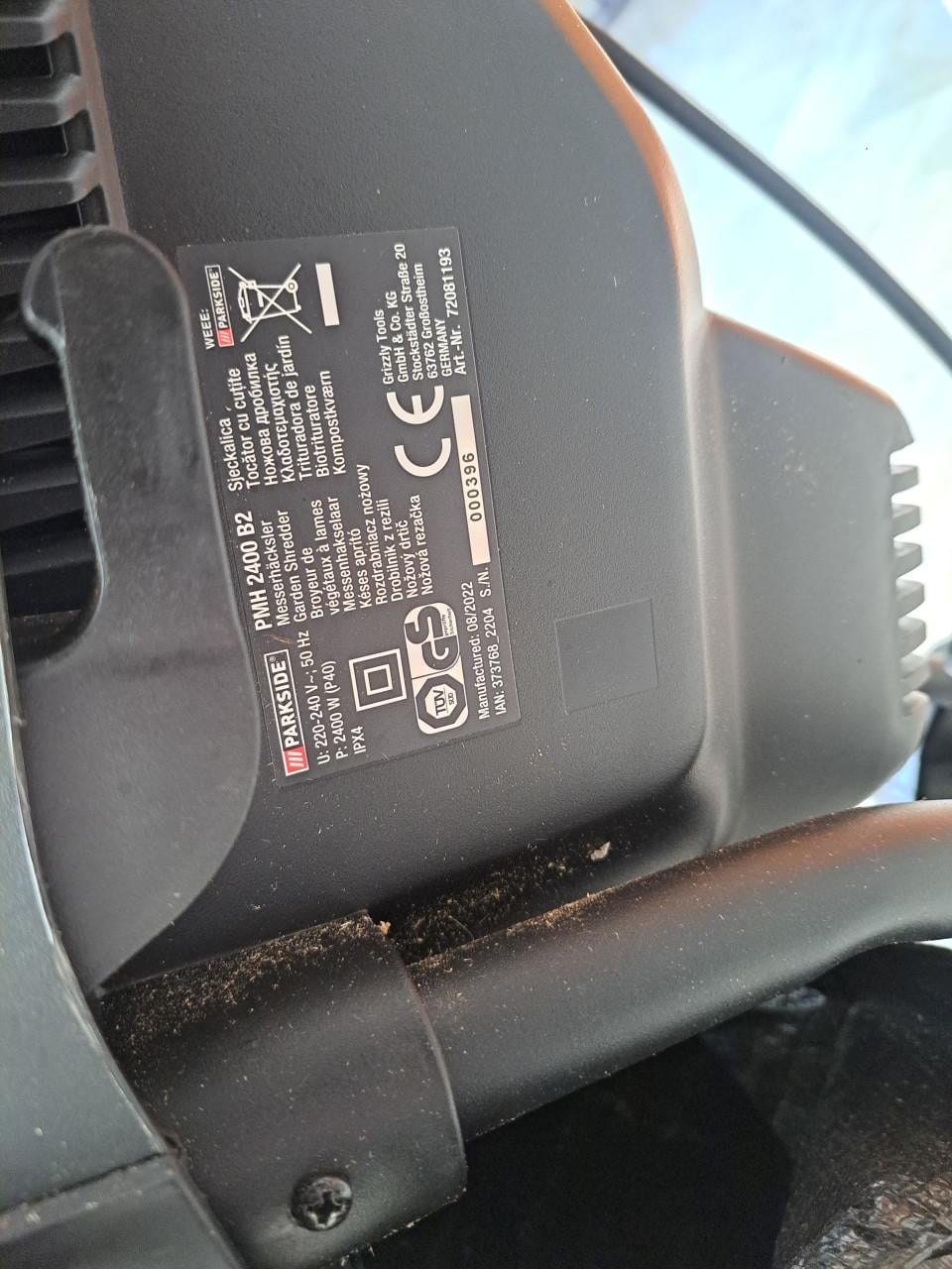 HAKSELAAR [TAKKEN VERSNIPPERAAR]