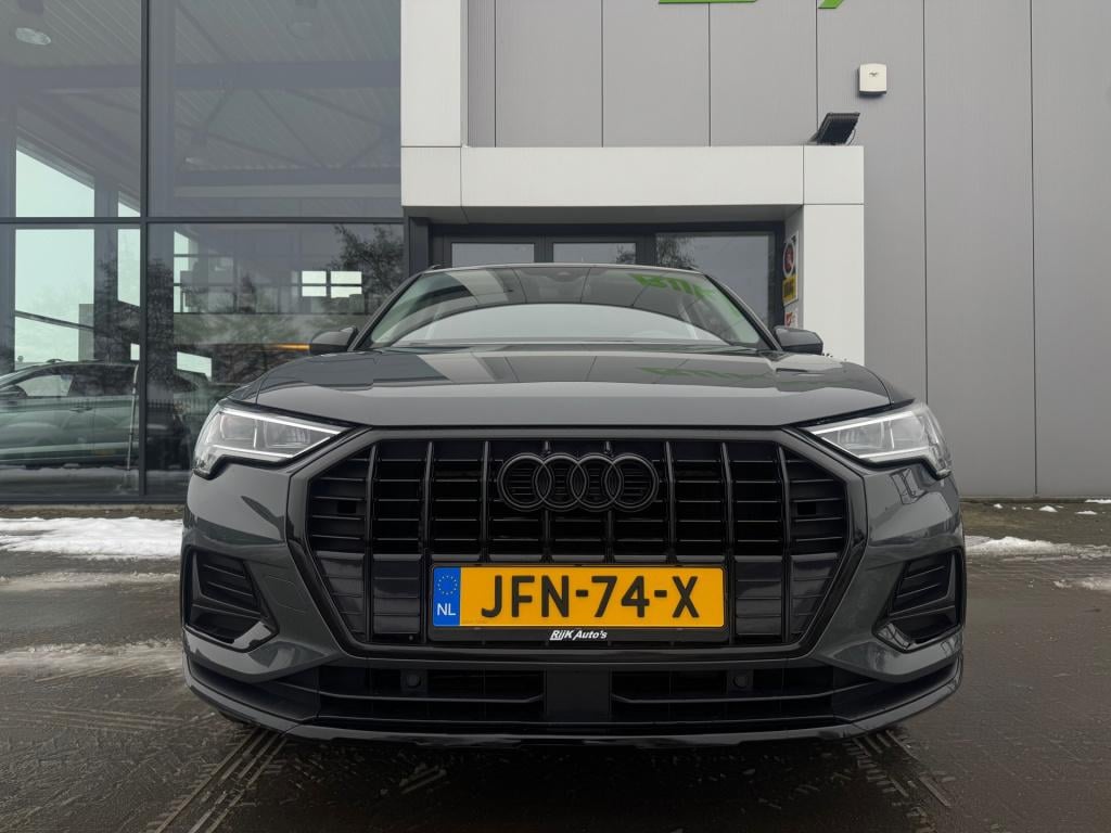 Audi Q3 35 tfsi * matrix led * stoelverwarming * adaptive cruise control
