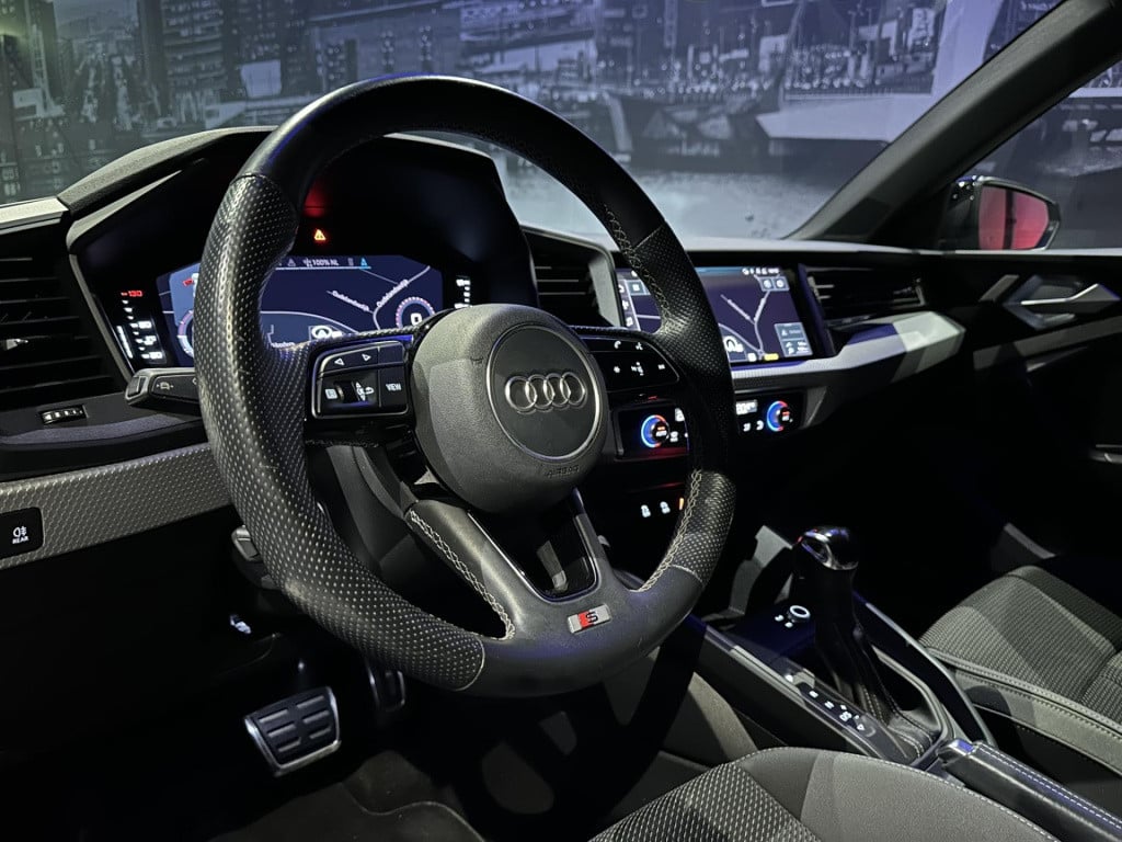 Audi A1 Sportback 25 tfsi s-line *adap.cruise*sportstoelen*s-line interieur