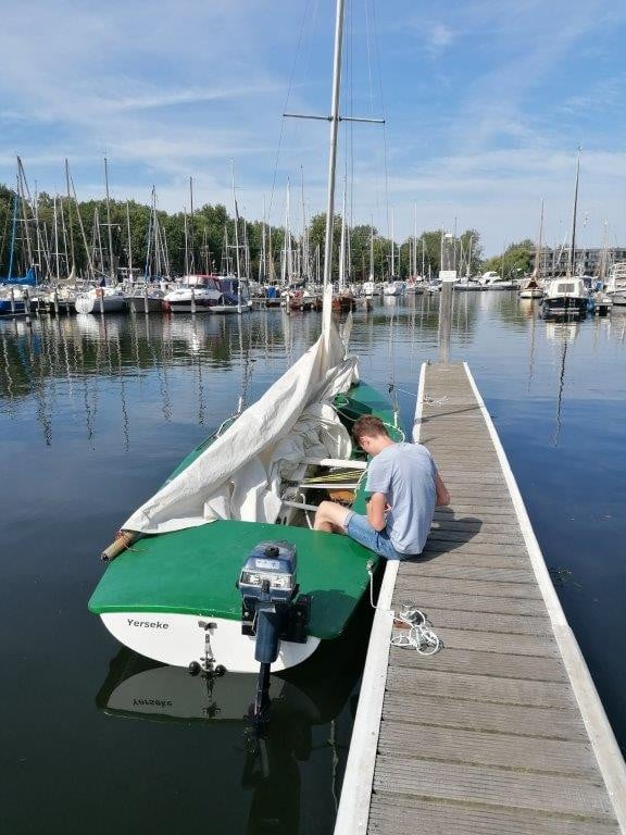 Open zeilboot Osprey incl. trailer - project