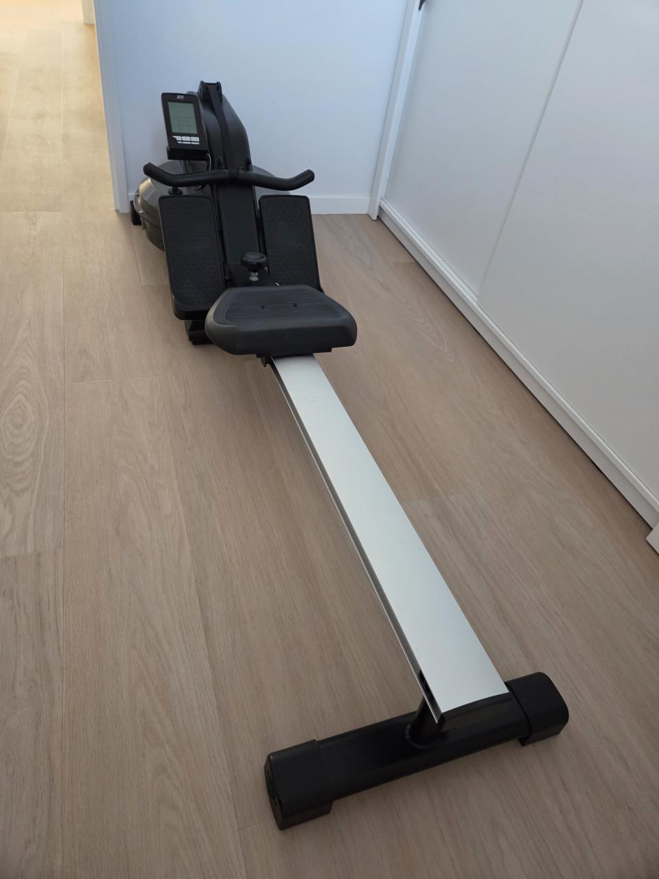 Roeitrainer Senz Sports R4000