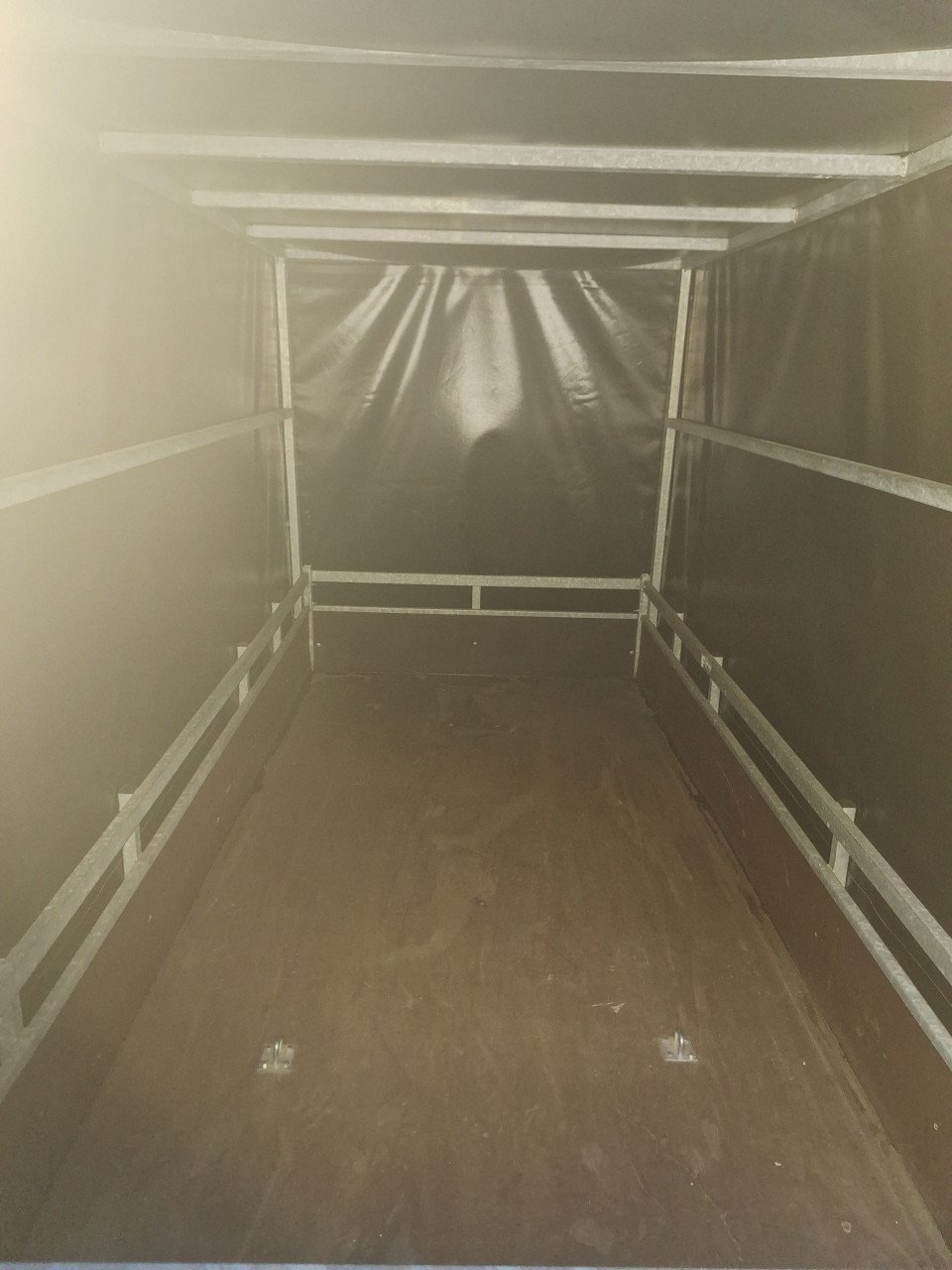 Te koop huif aanhanger nieuw staat !!