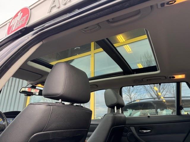BMW 3-serie touring 318i | pano | trekhaak | xenon | garantie
