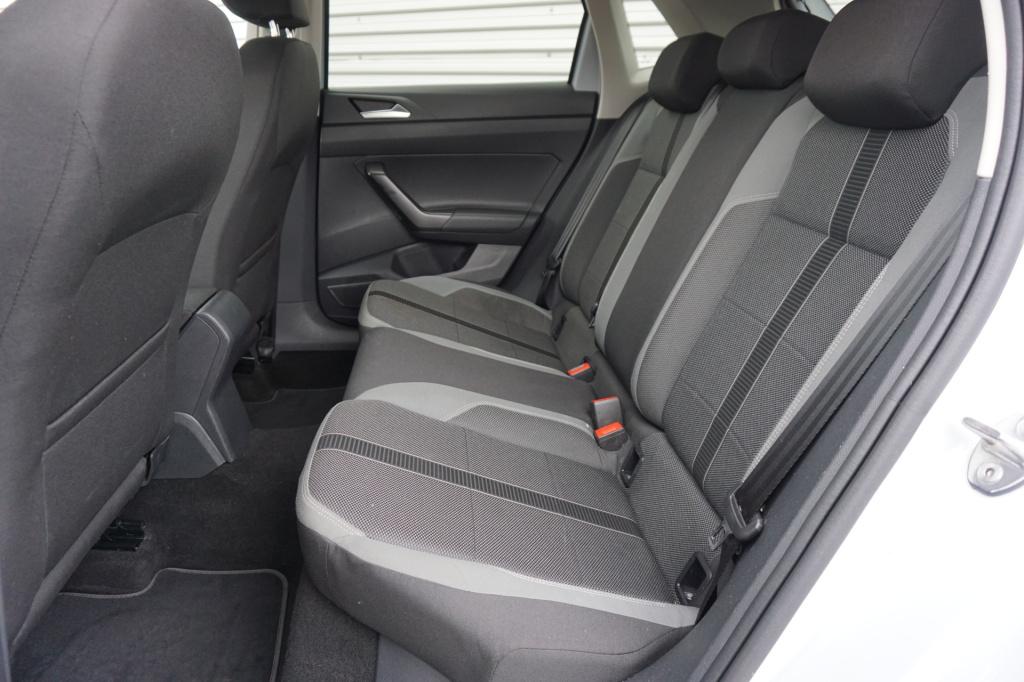 Volkswagen Polo 1.0 tsi highline automaat - climate / navi / cruise / camer