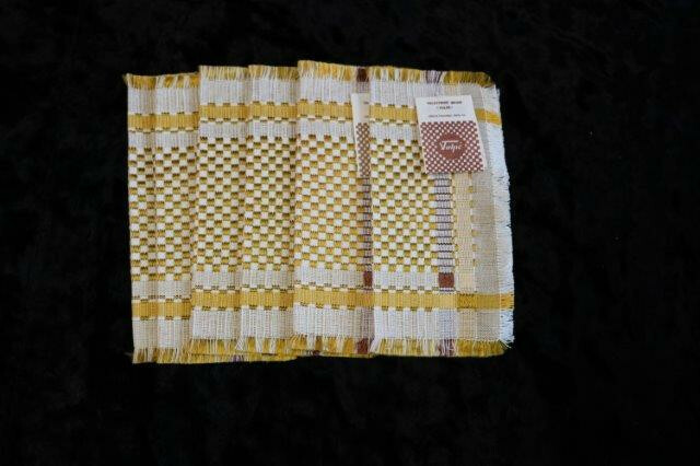 Servetten kleedjes Uit Litouwen Euro 10,00 Merk: Tulpe 6 stuks