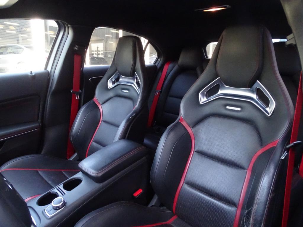 Mercedes-Benz A-Klasse amg 45 4matic | schaalstoelen | designo mountaingrij