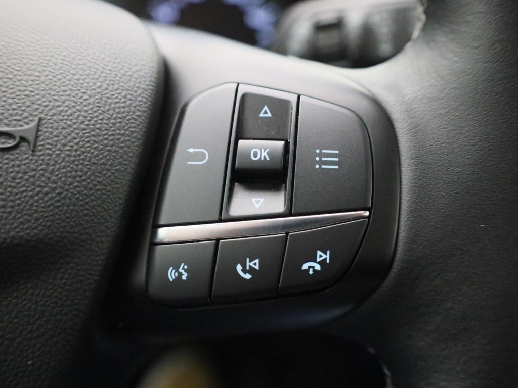 Ford Fiesta 1.0 ecoboost titanium x | lmv | parkeer sensoren | led | naviga