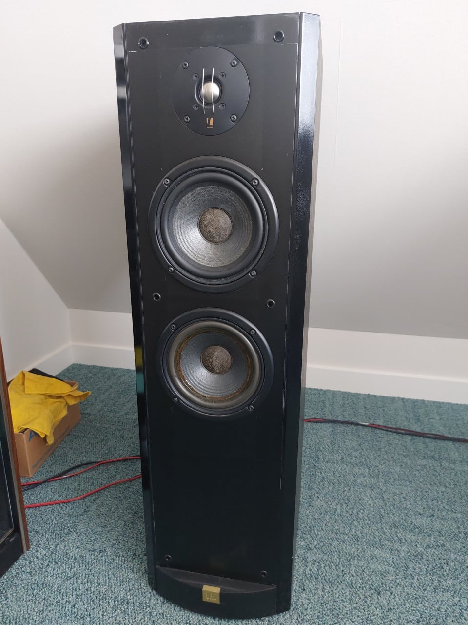 JBL L6 vloerstaande zuilluidsprekers