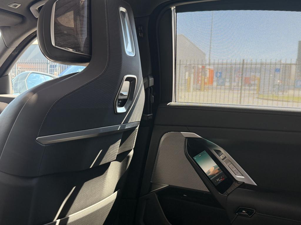 BMW 7 Serie 750e xdrive | bowers & wilkins | 360 | skylounge | leder | trek