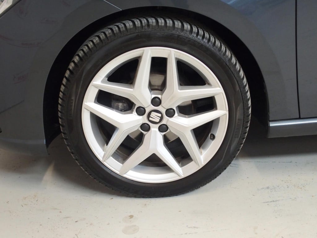 Seat Ibiza 1.0 tsi fr business intense nl auto, camera, appconnect, pdc, cr