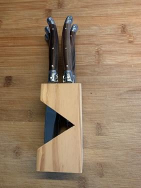 6 steak messen in houder. merk Laguiole style de Vie