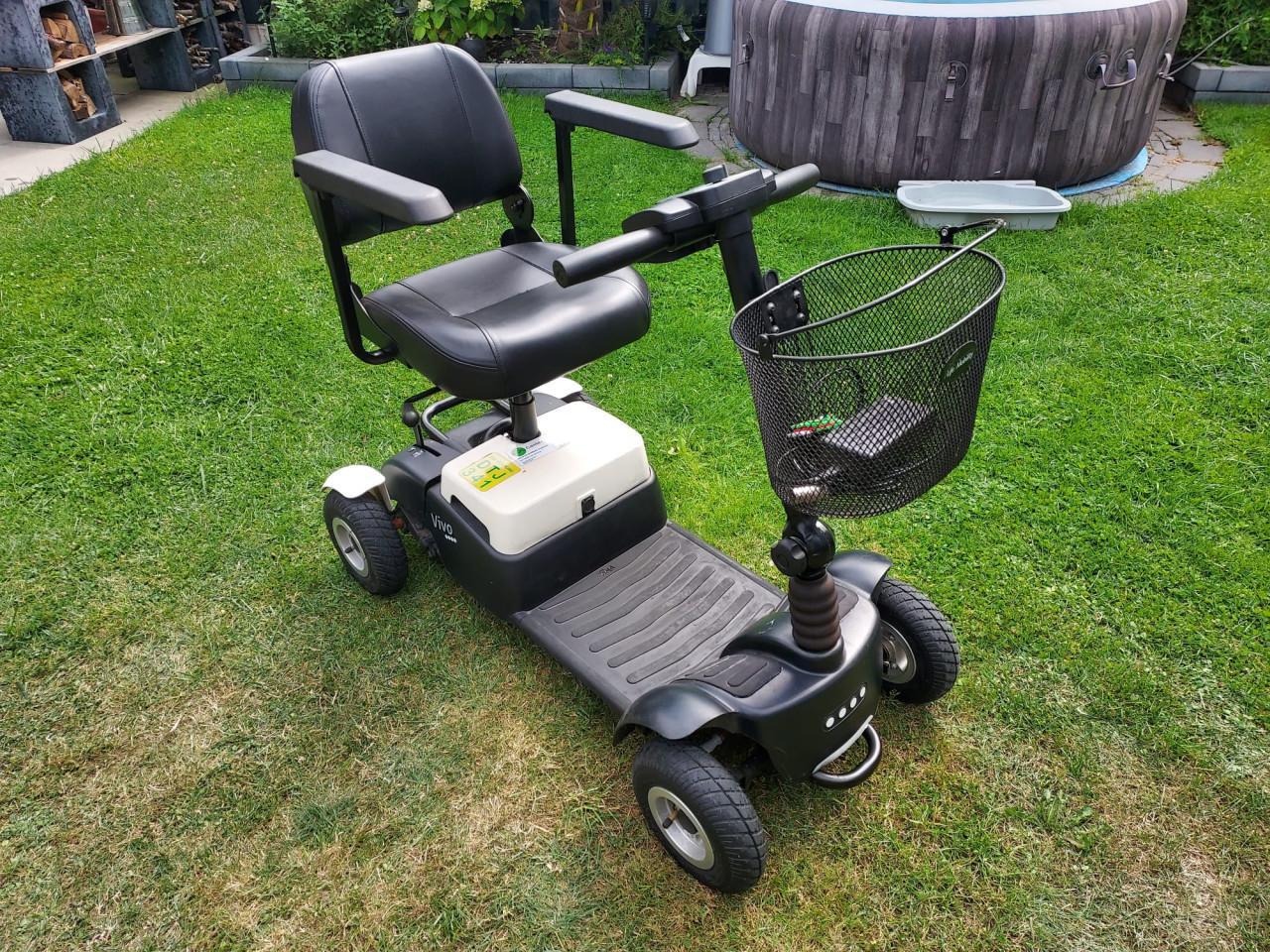 Demontabele scootmobiel te koop.