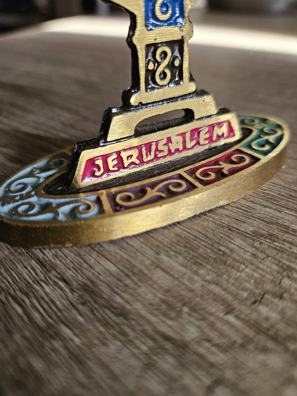 Prachtige kleurrijke joodse kandelaar, jerusalem/shalom...