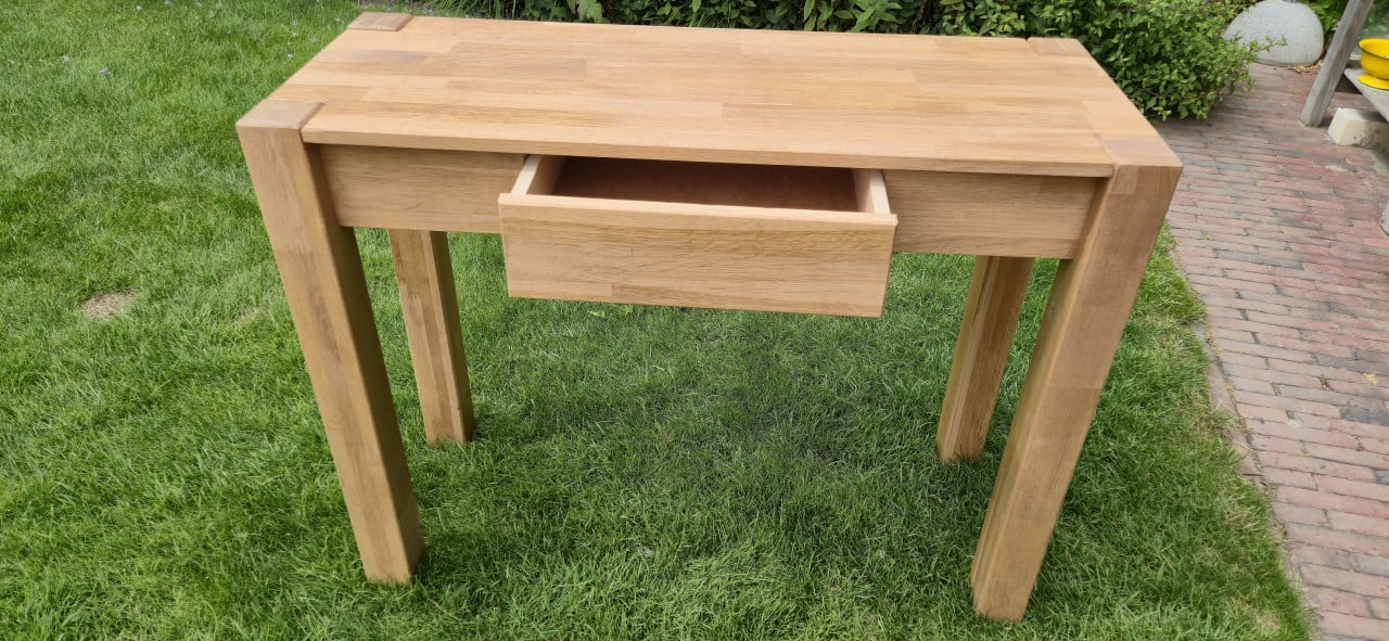 Houten sidetable