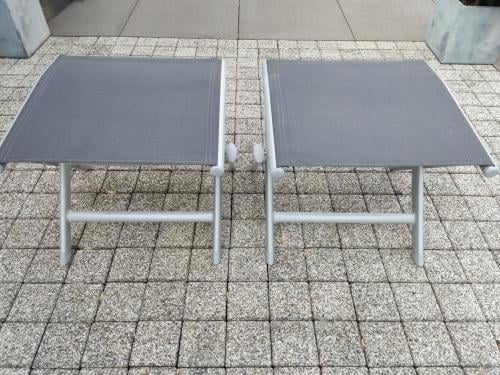 2 Tuin Voetenbankjes
