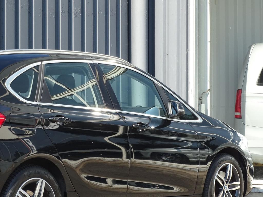 BMW 2-serie active tourer 218i executive | stoelverwarming | navi | bluetoo