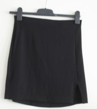 Zwarte rok met streen  maat s