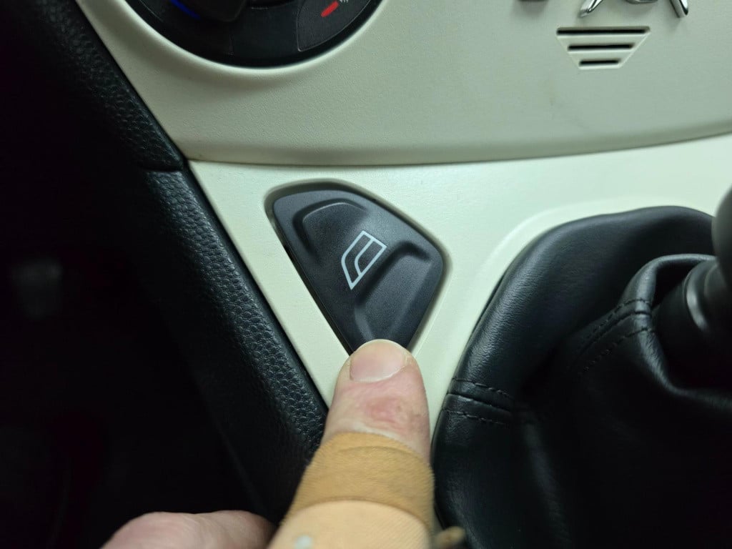 Ford KA occasion 1.2 style start/stop met airco | leuke uitvoering | tweede