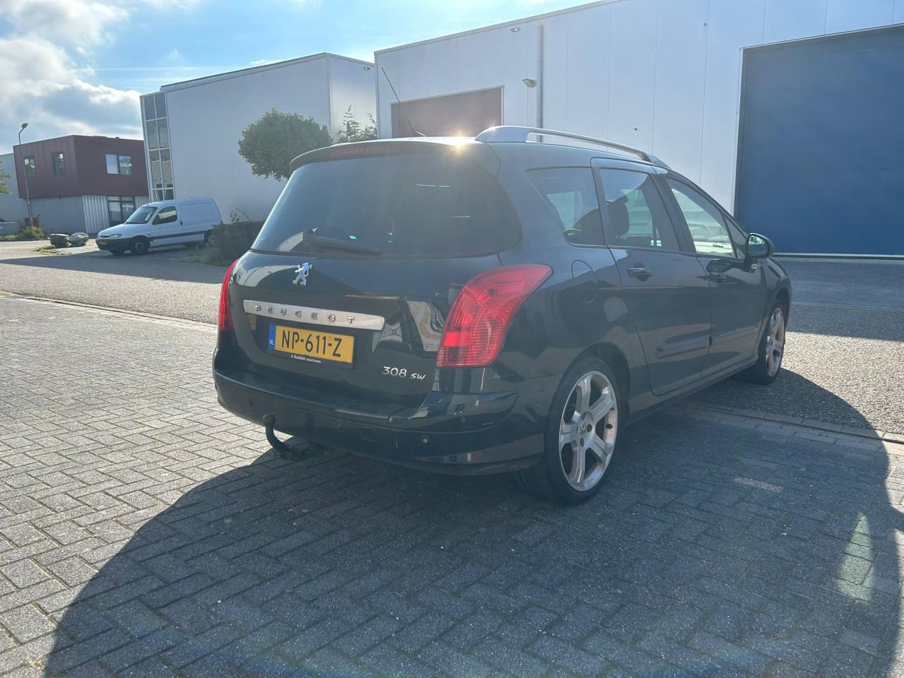 Peugeot 308 SW 1.6 THP Féline LEDER/PANORAMA/CLIMATECONTROL