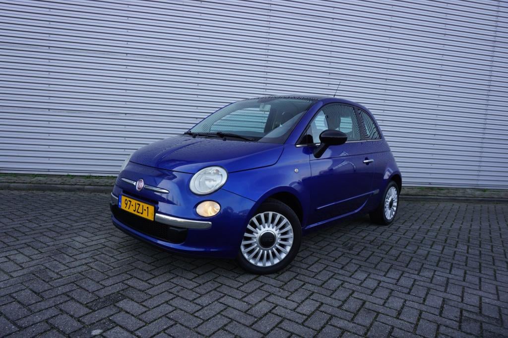 Fiat 500 1.2 lounge automaat - airco / elektr. ramen / pano / lm velgen / n