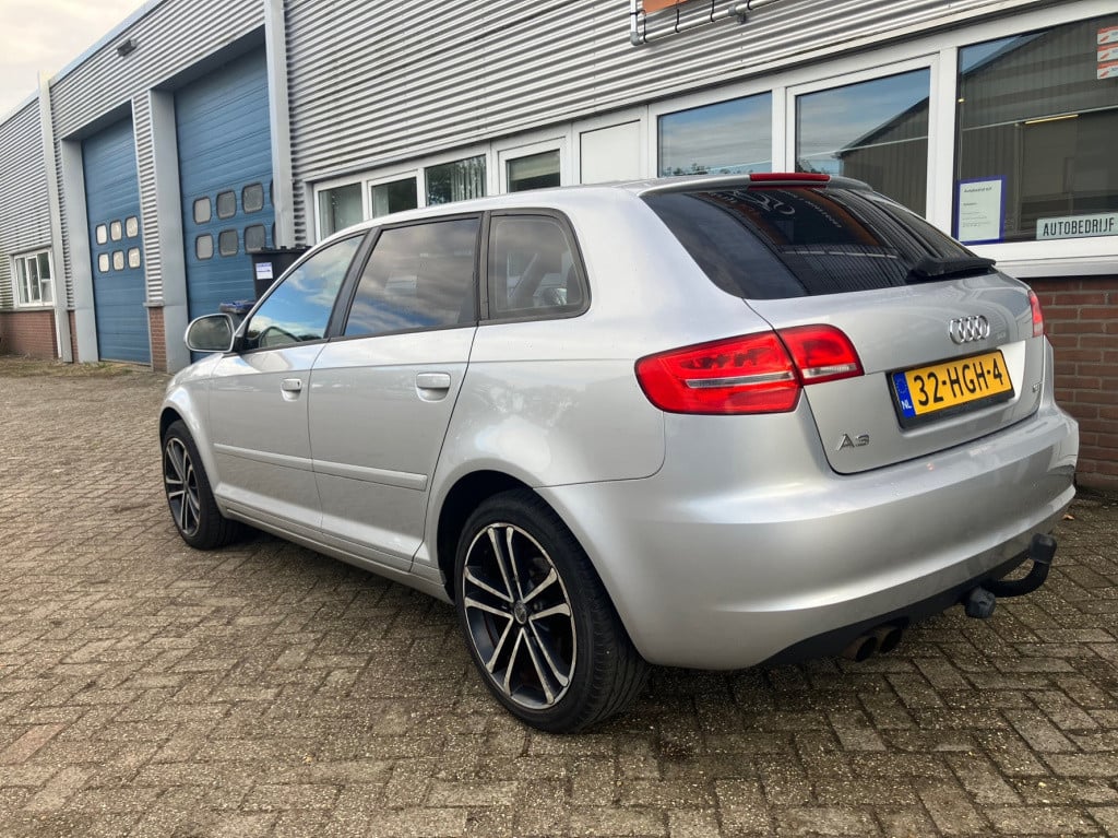 Audi A3 sportback 1.8 tfsi attraction business edition