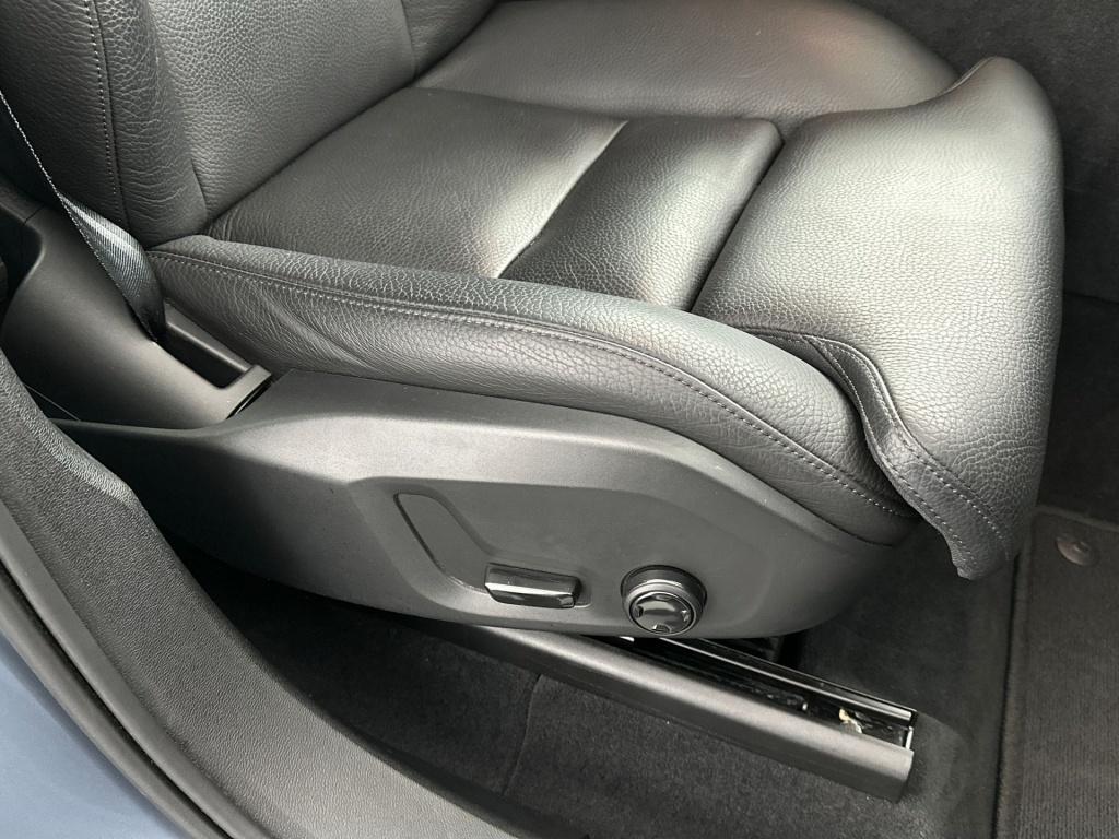 Volvo XC60 t5 253pk momentum| adap.cruise| leder| trekhaak| stoel.verw|