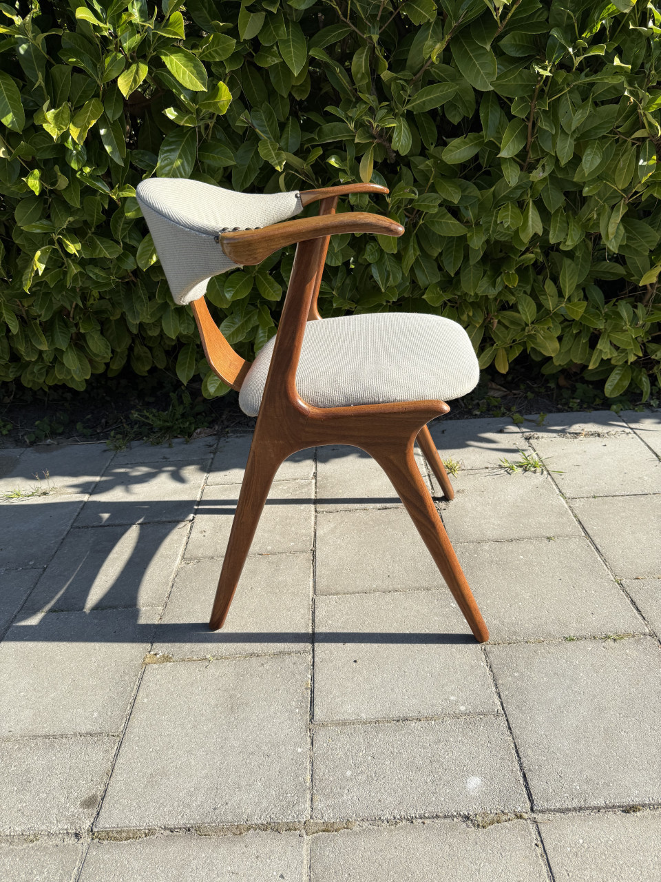 Vintage stoel. Webe by Louis van Teeffelen cow horn chair
