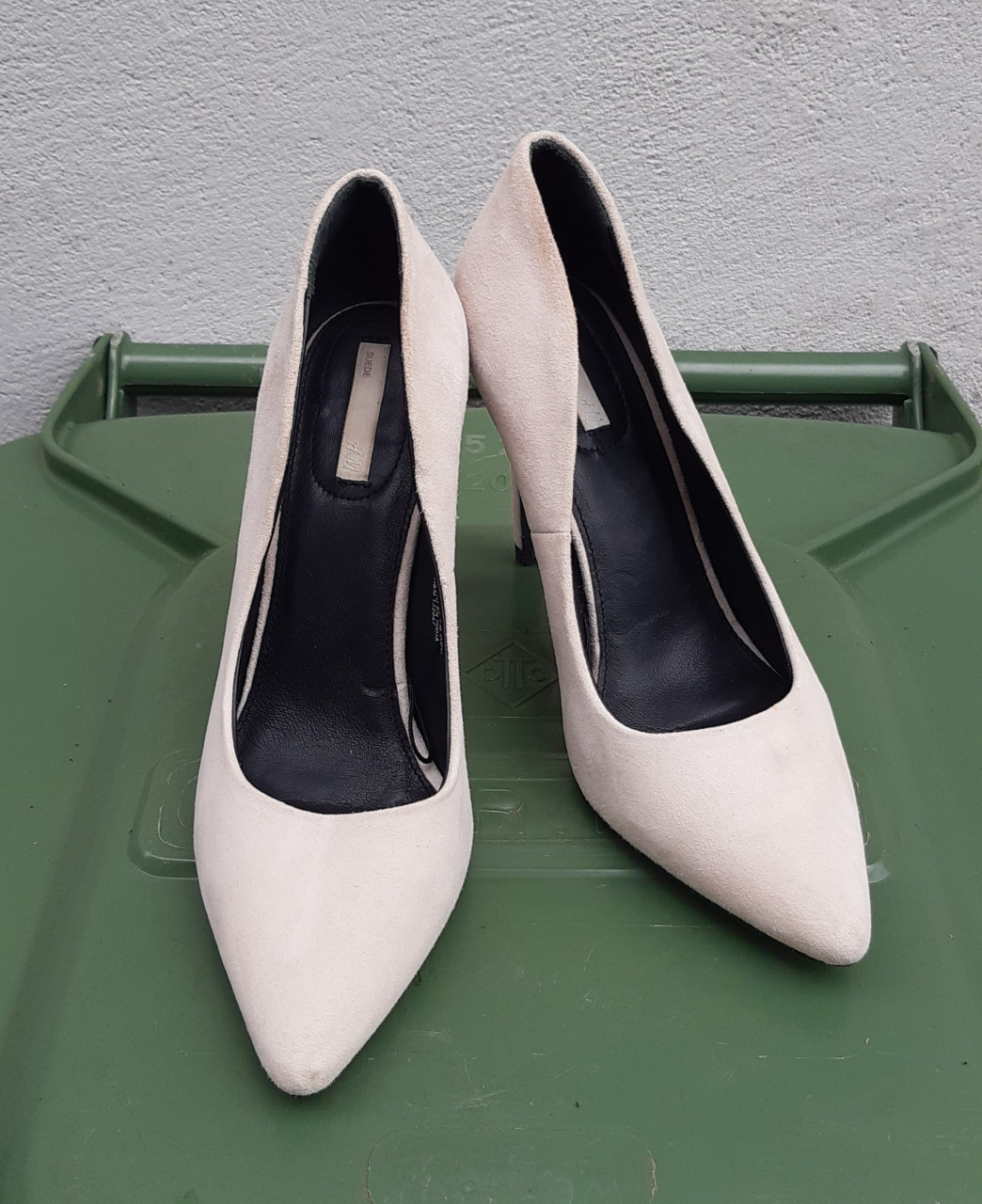 Pumps crème suède, maat 38