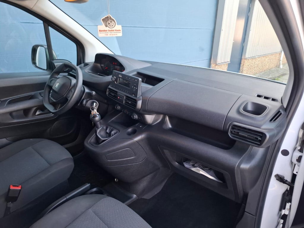 Peugeot Partner 1.5 bluehdi pro airco / cruise controle / n.a.p / euro 6