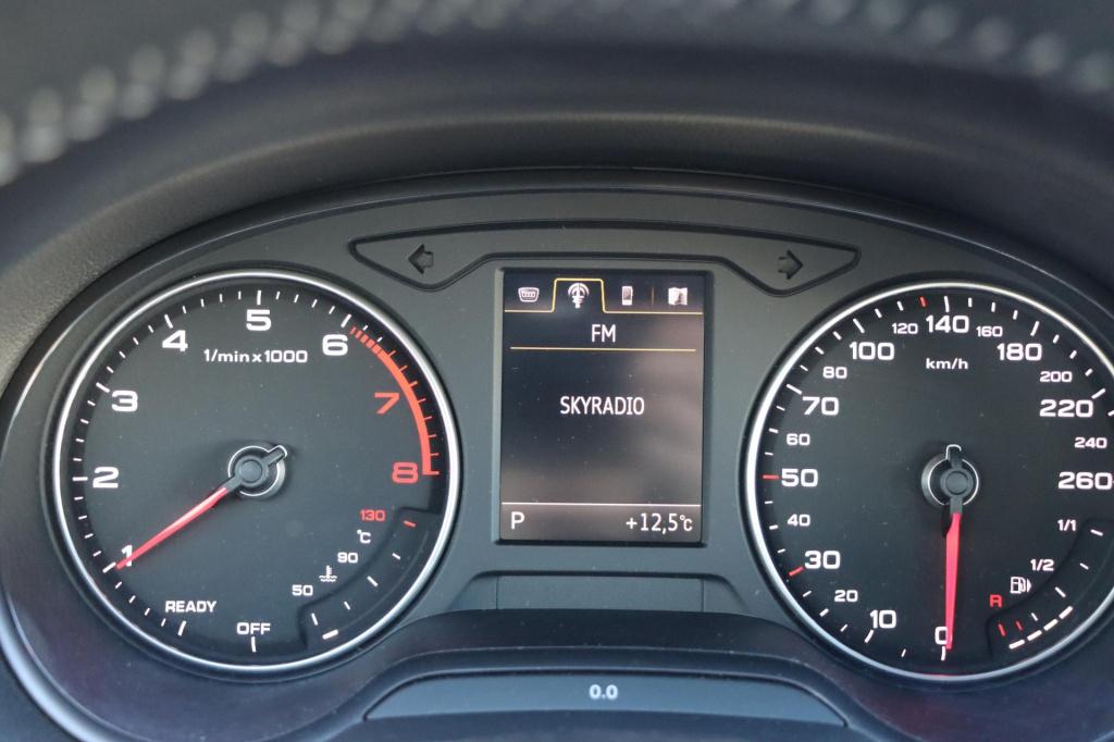 Audi Q2 1.0 tfsi sport | airco | navi