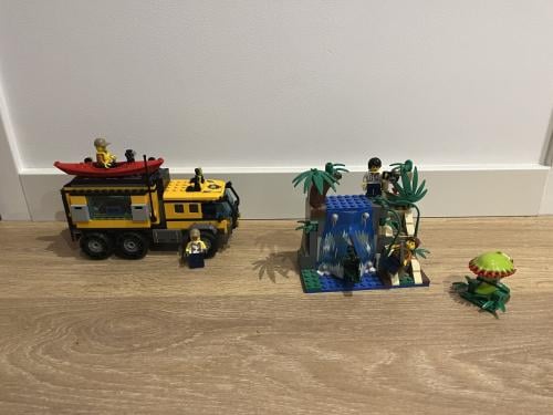 LEGO Jungle mobiel laboratorium