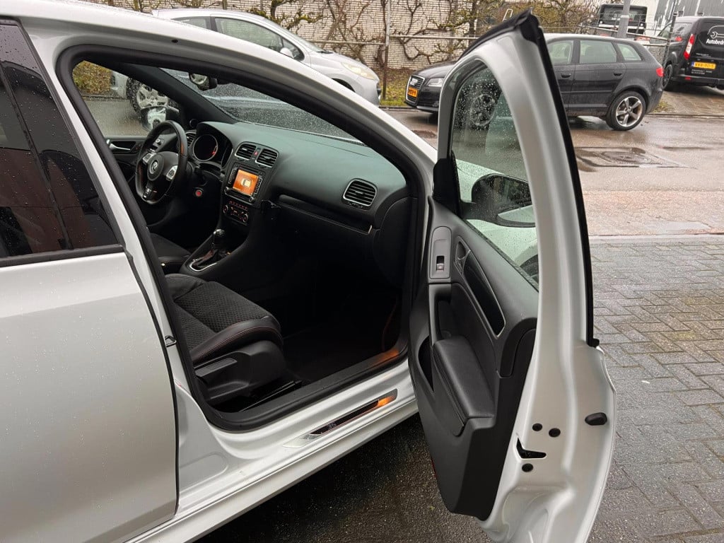 Volkswagen Golf 2.0 gti edition 35