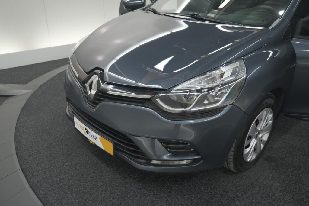 Renault Clio tce 90 limited | navigatie | parkeersensoren | cruise control 