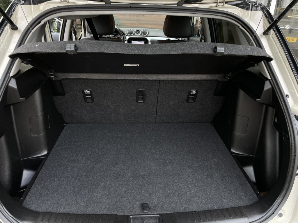 Suzuki Vitara automaat 1.5 hybrid style/ panoramadak