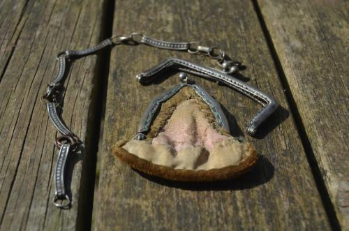 Beursje + beugel + armband + dasclip