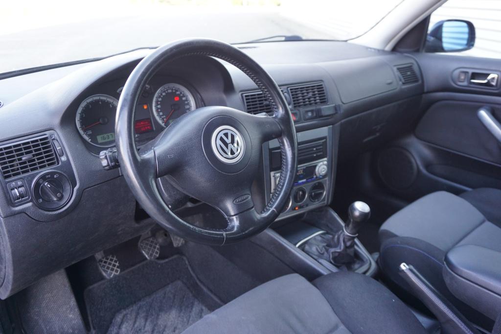 Volkswagen Golf 1.6-16v trendline airco / cruise / elektr. ramen / trekhaak