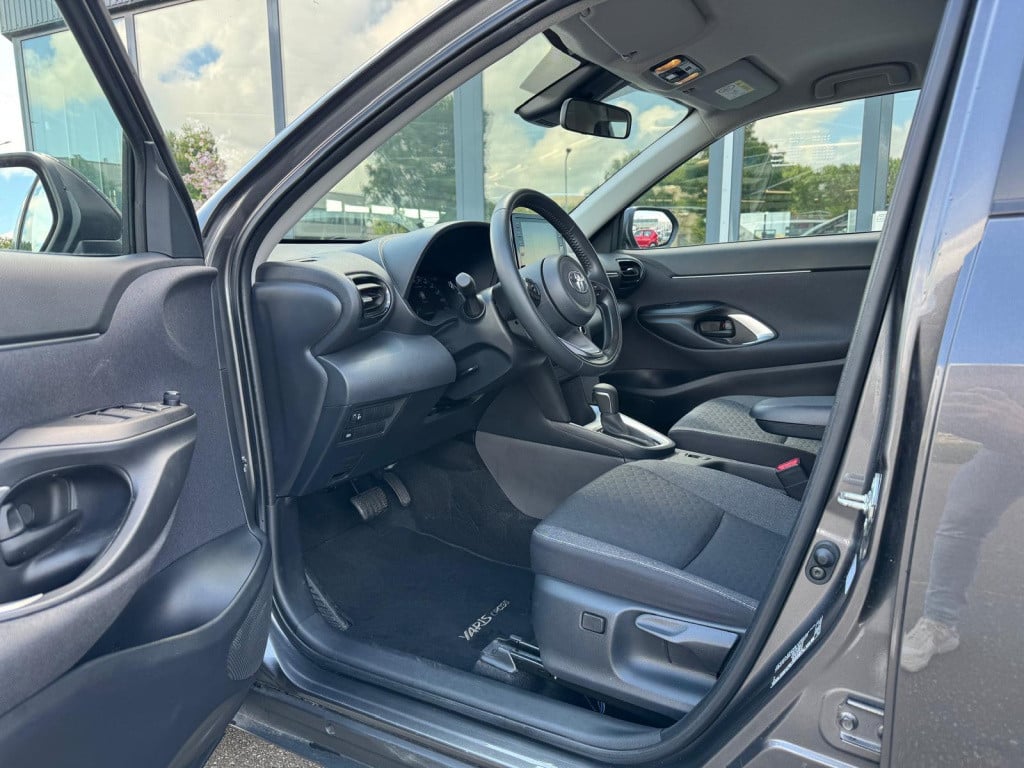 Toyota Yaris Cross 1.5 hybrid business