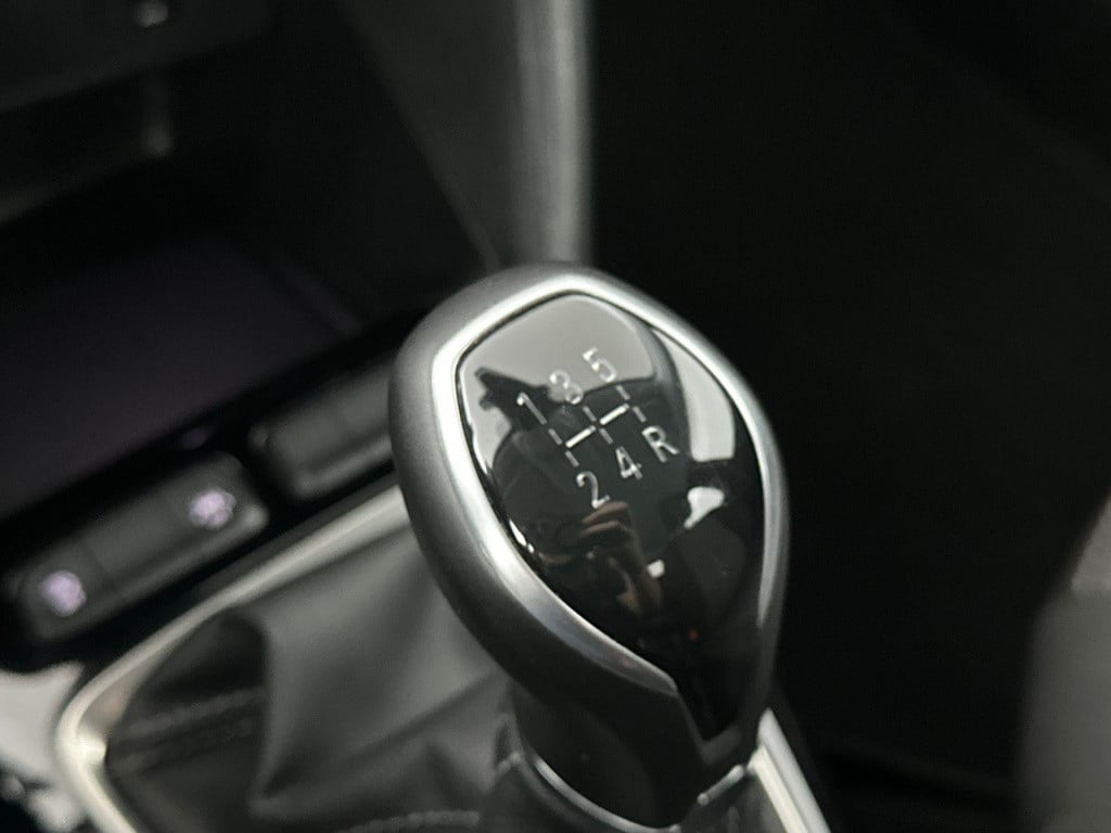 Opel Corsa 1.2 edition | applecarplay&androidauto | bluetooth | cruise cont