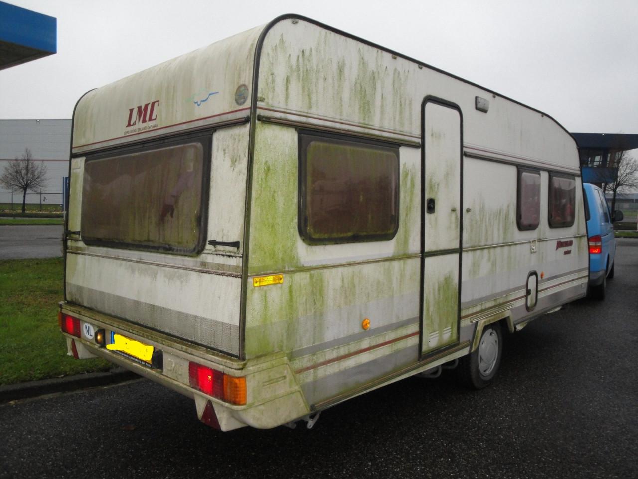 Kleine reparaties van caravans binnen en buiten