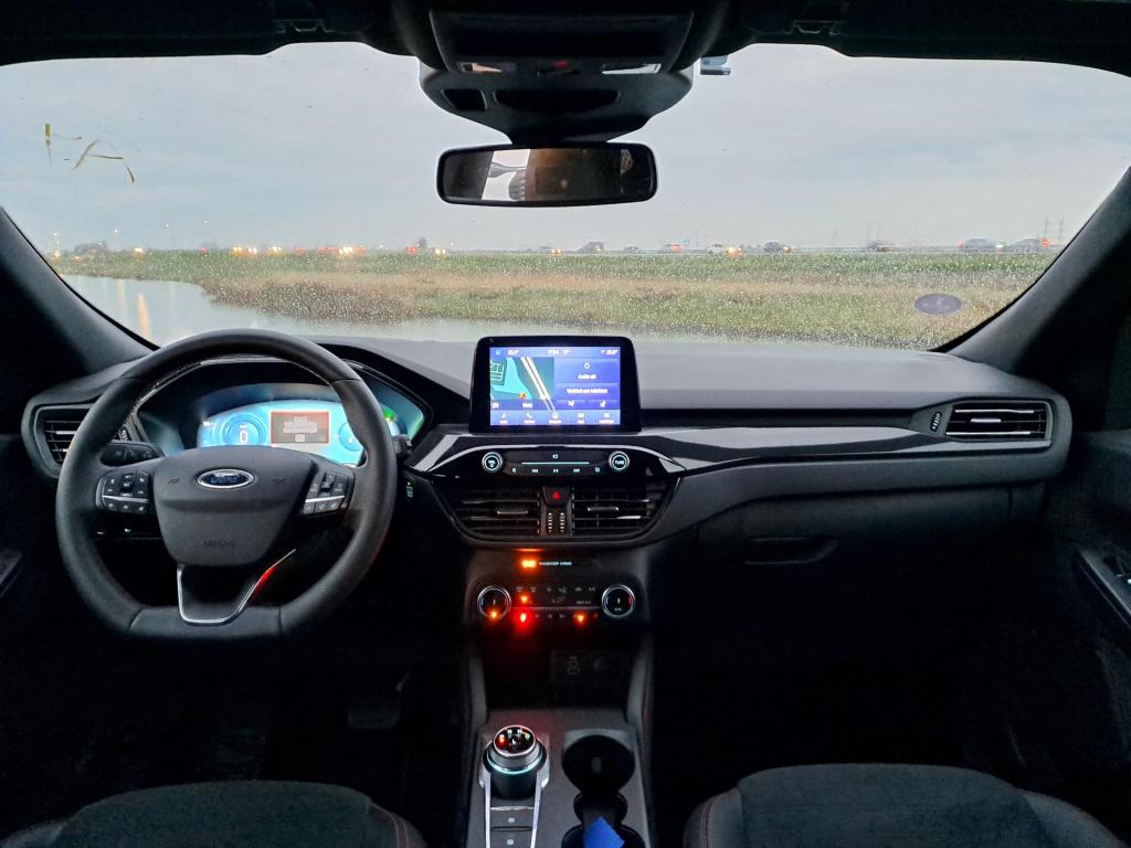 Ford Kuga 2.5 phev st-line x | adaptive cruise control | apple carplay & an