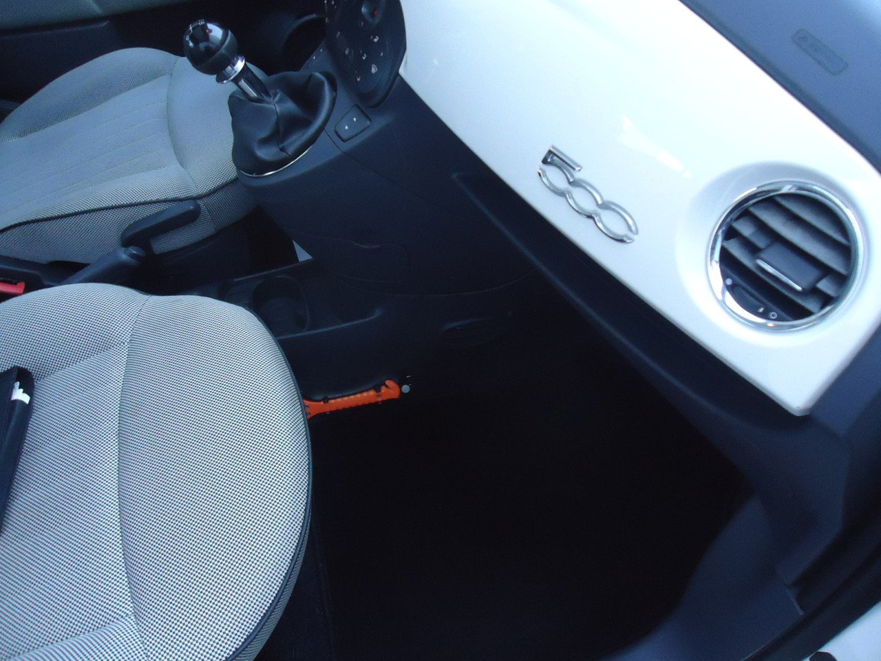 FIAT 500 14-16V LOUNGE