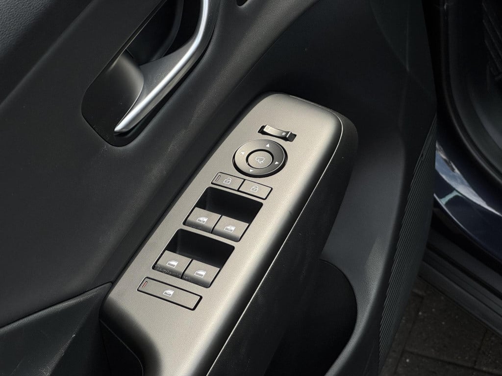 Hyundai Kona 1.6 gdi hev premium