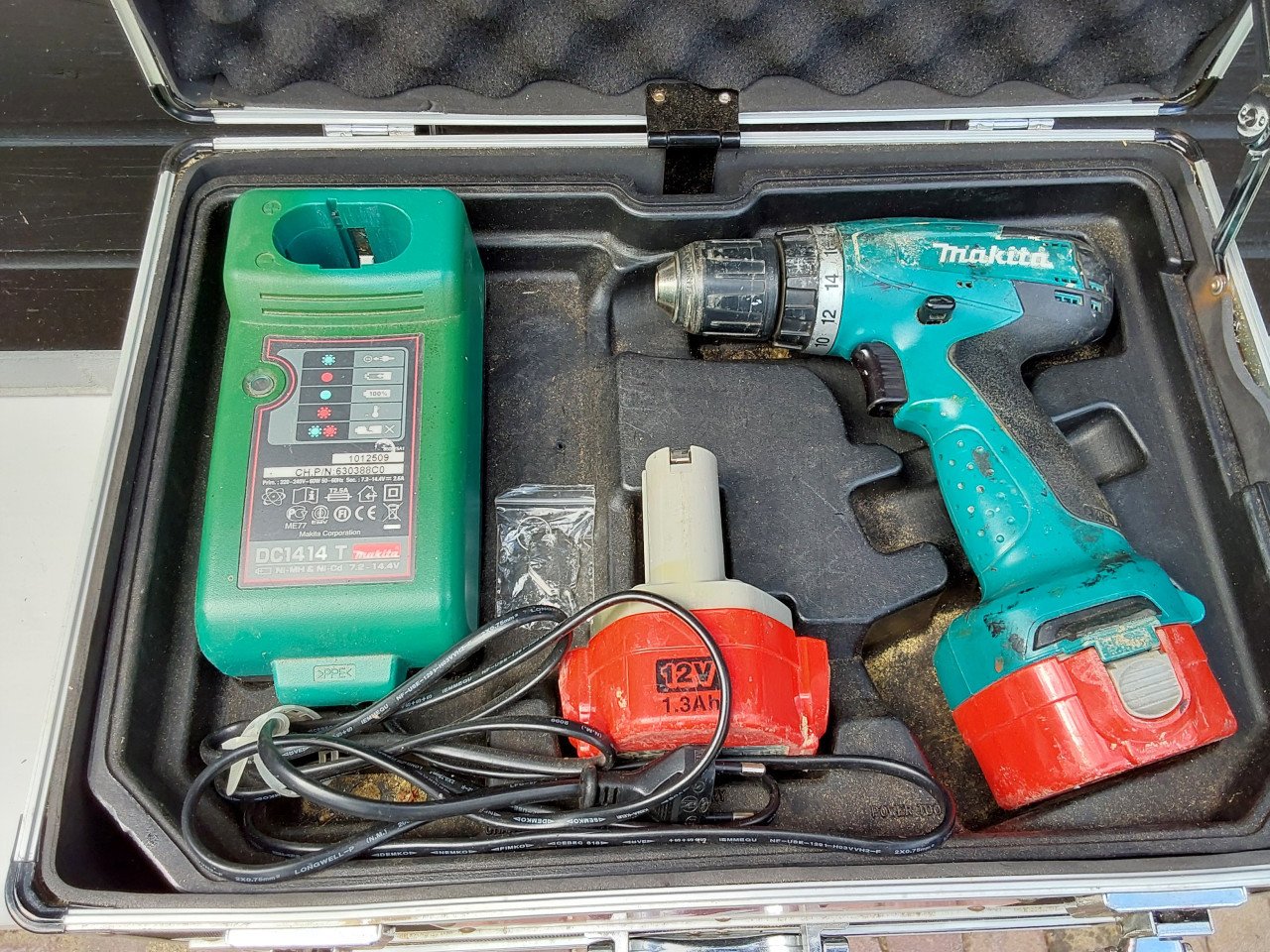 Makita accu boormachine, complete set
