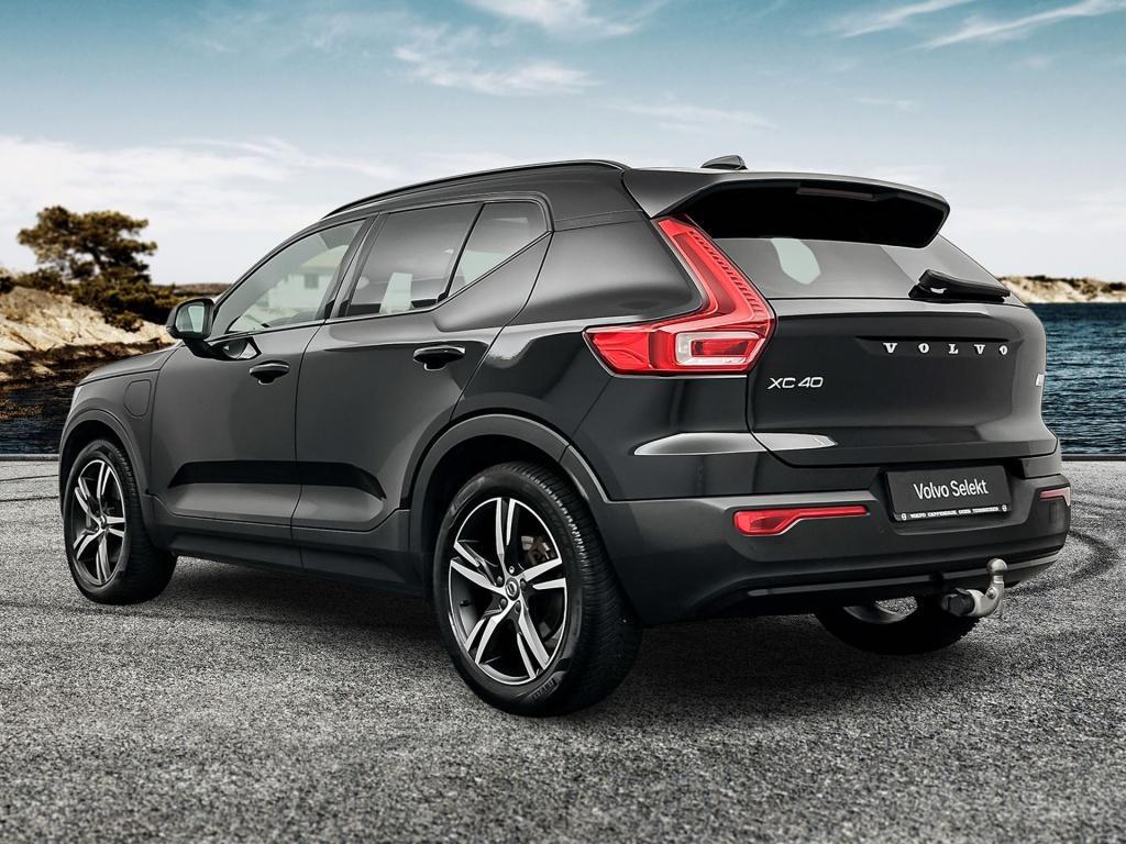Volvo XC40 t5 262pk recharge r-design| pano| 360camera| adap.cruise| trekha