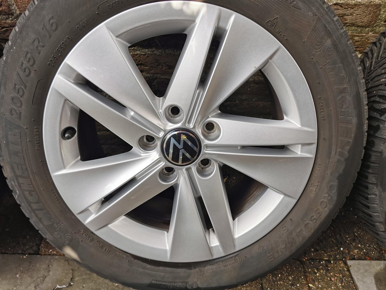16 inch originele Norfolk velgen + zomerbanden Volkswagen Golf 8